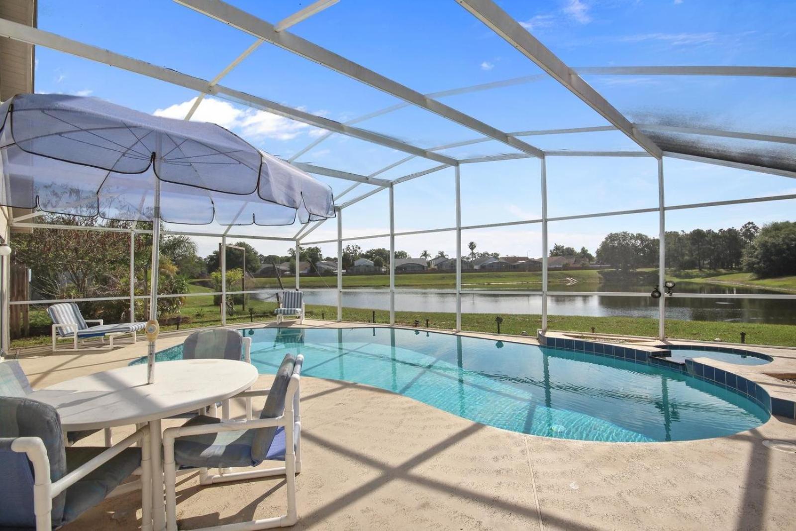 Conveniently Located 4 Bedroom 3 Bath Pool Home in Lindfields Main image 1